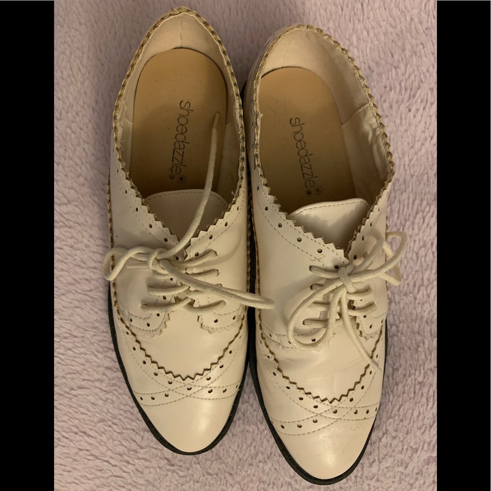 Cute lace-up off-white women’s shoes